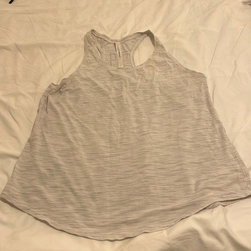 Heather gray Lululemon tank